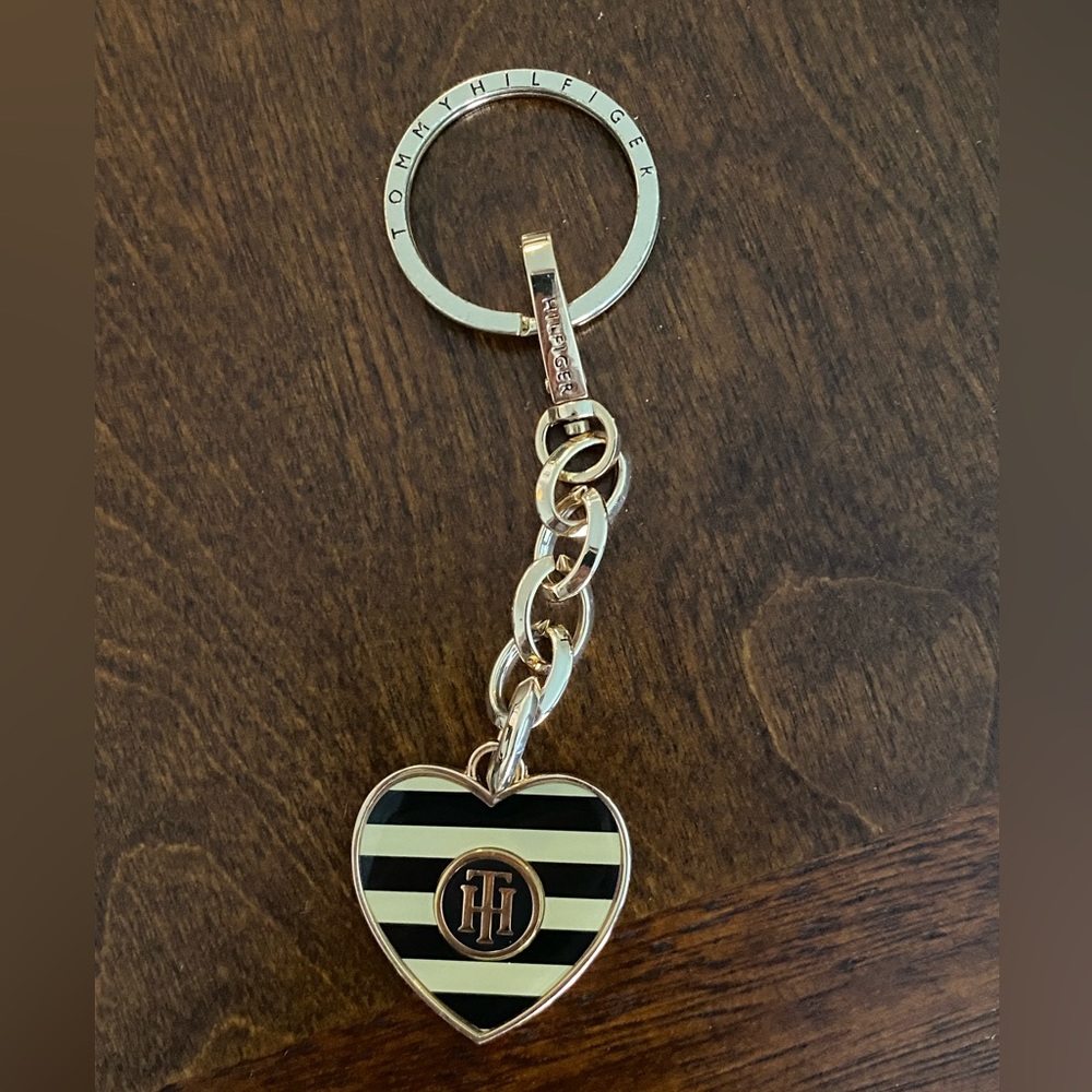 Tommy Hilfiger Heart Keychain